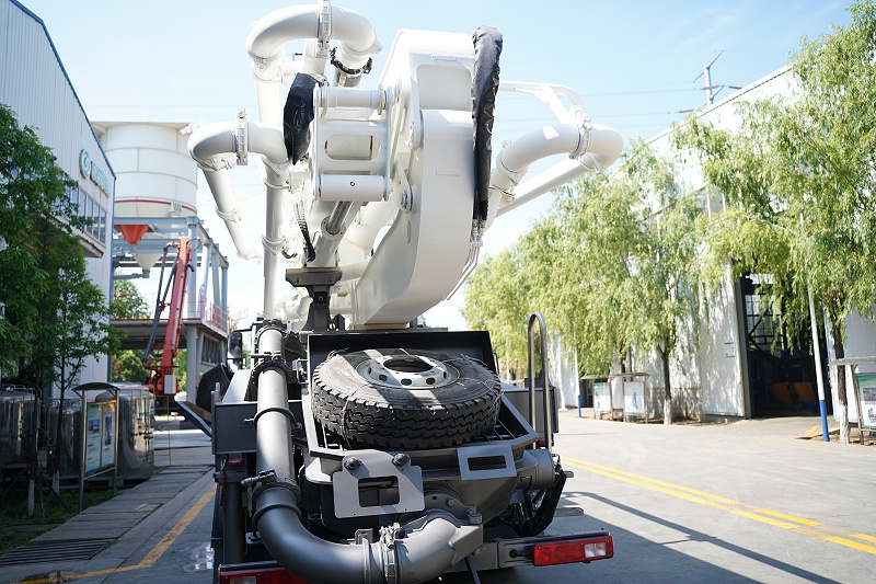 青島混凝土泵車價(jià)格 (18) 青島混凝土泵車價(jià)格 (18)